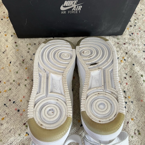 Nike AF1 Ultra flyknit mid size 9.5 - Picture 10 of 12